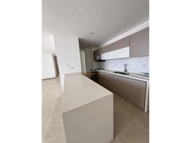 Apartamentos, Venta en Valle del Lili