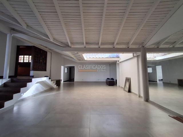 Casas, Alquiler en La Flora