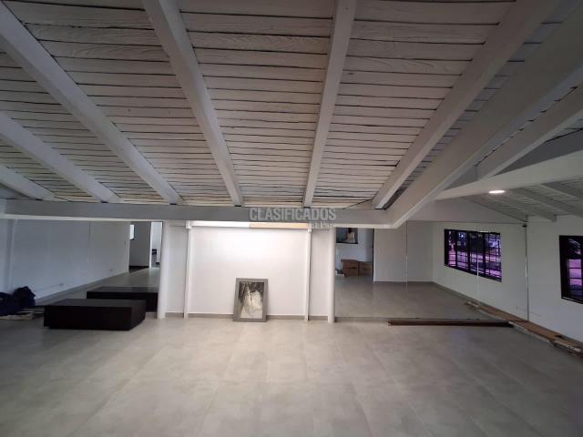 Casas, Alquiler en La Flora