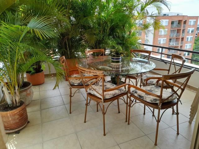 Apartamentos, Venta en La Flora