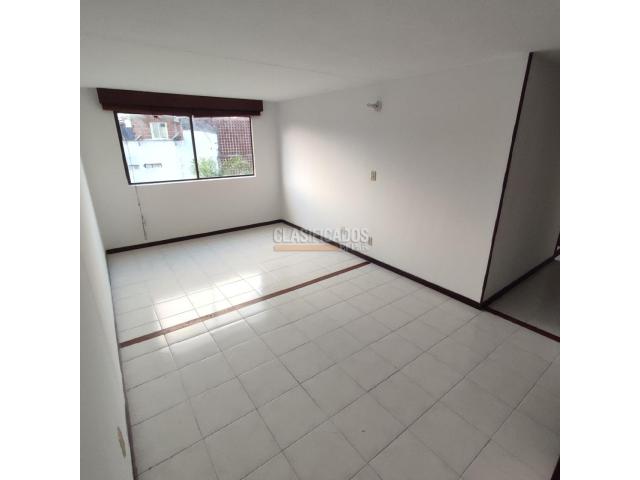 Apartamentos, Alquiler en Cañaverales