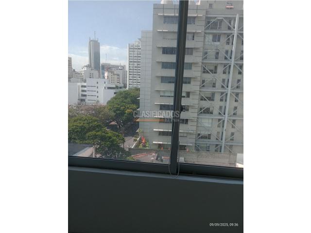 Oficinas y Consultorios, Venta en Santa Mónica de Chipichape