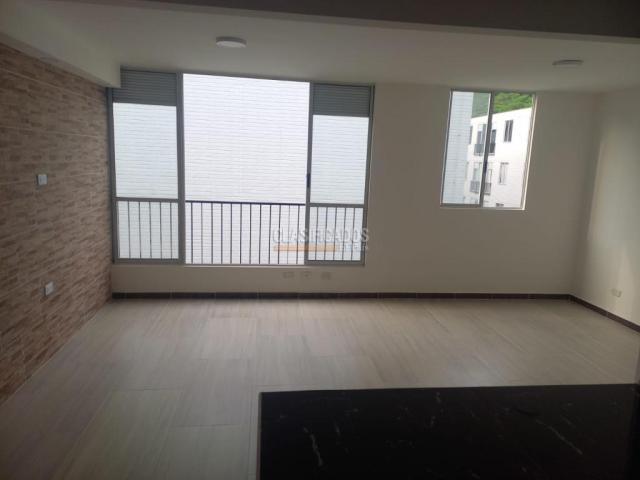 Apartamentos, Venta en Yumbo