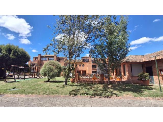 Casas, Alquiler en Chía