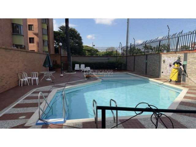 Apartamentos, Venta en Las Quintas de Don Simón