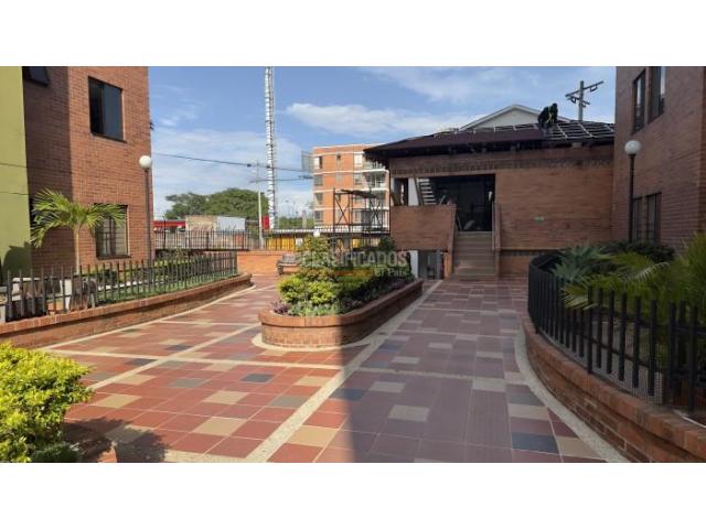 Apartamentos, Venta en Las Quintas de Don Simón