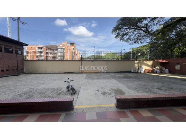 Apartamentos, Venta en Las Quintas de Don Simón