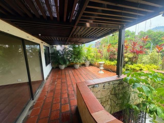 Casas, Venta en Arboleda