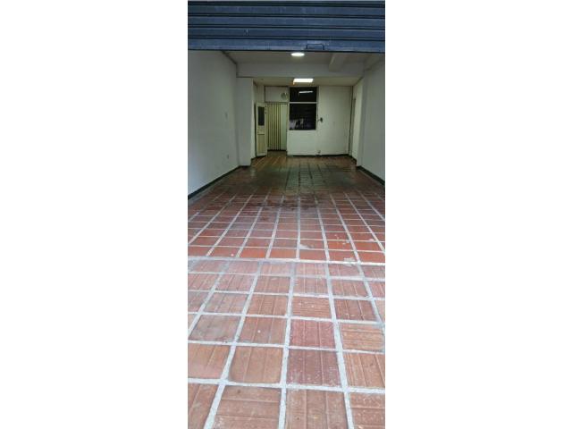 Locales y Bodegas, Alquiler en El Cedro