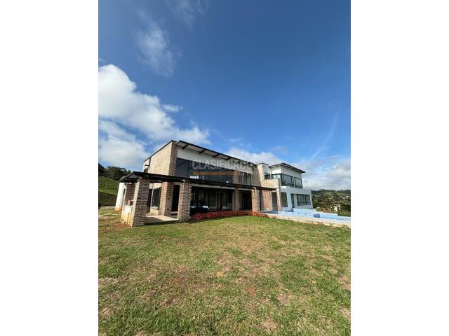 Casas, Venta en Calima (Darién)