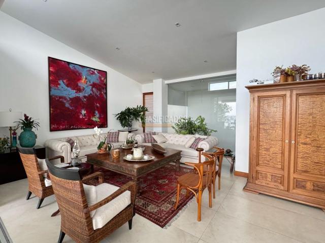 Casas, Venta en Cristales