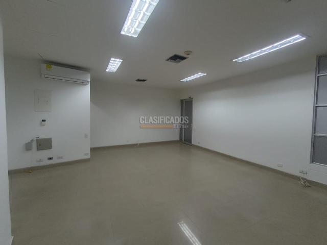 Oficinas y Consultorios, Alquiler en Centro Ccial. Unicentro