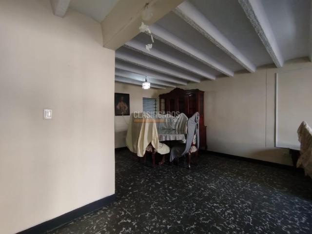 Casas, Alquiler en Urbanización La Merced