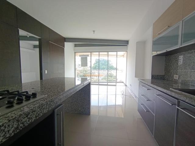 Apartamentos, Alquiler en La Flora