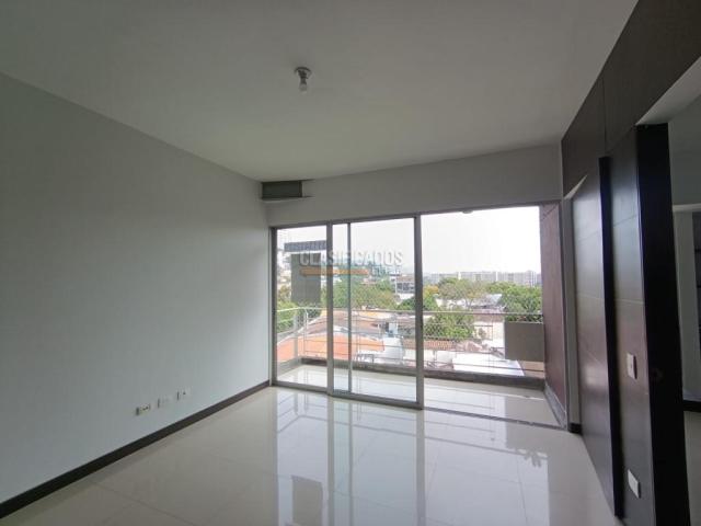 Apartamentos, Alquiler en La Flora