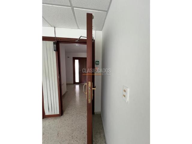 Oficinas y Consultorios, Venta en Granada