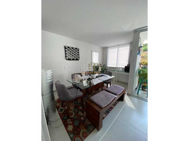 Apartamentos, Venta en Cerro Cristales