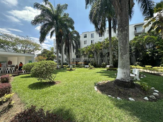 Apartamentos, Venta en Valle del Lili