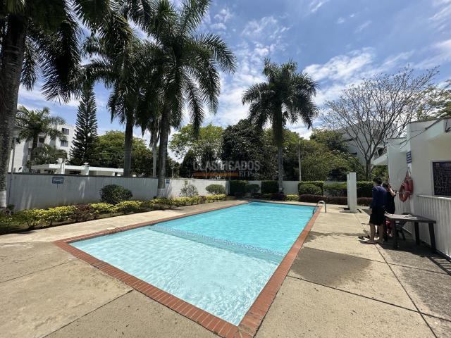 Apartamentos, Venta en Valle del Lili