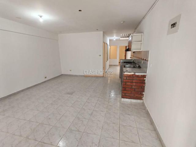 Casas, Alquiler en Floralia