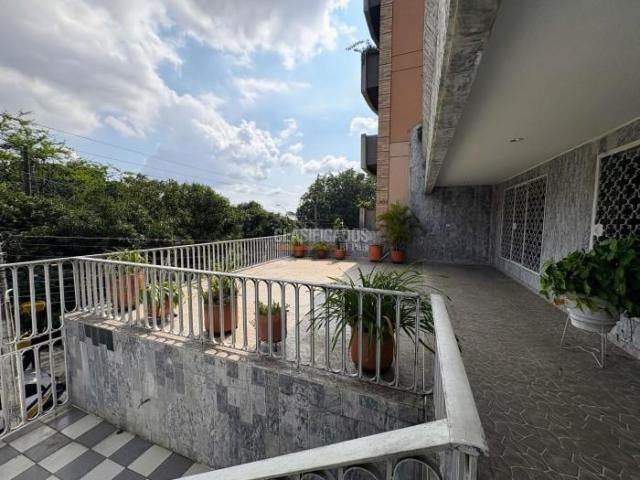 Casas, Venta en Cristales