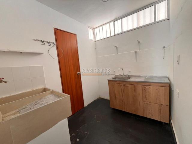 Apartaestudios, Alquiler en San Antonio