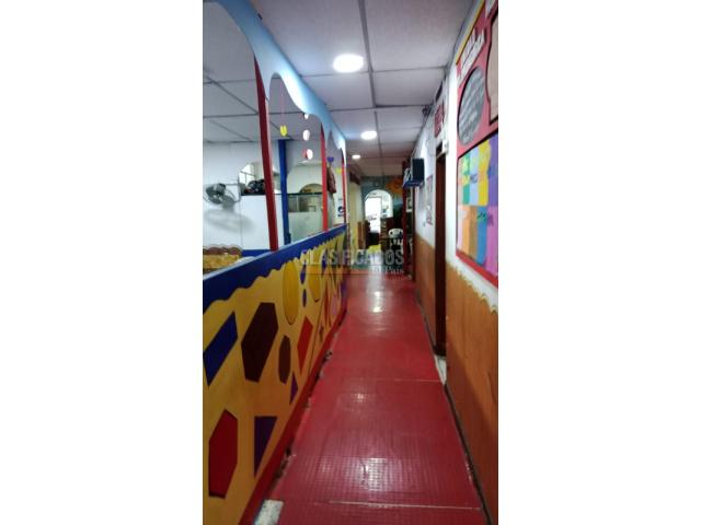 VENTA COLEGIO EDUCATIVO APOYO ESCOLAR Y PSICOLOGÍA - Negocios Establecidos