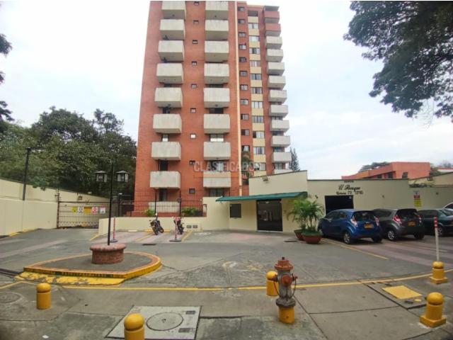 Apartamentos, Alquiler en Las Quintas de Don Simón