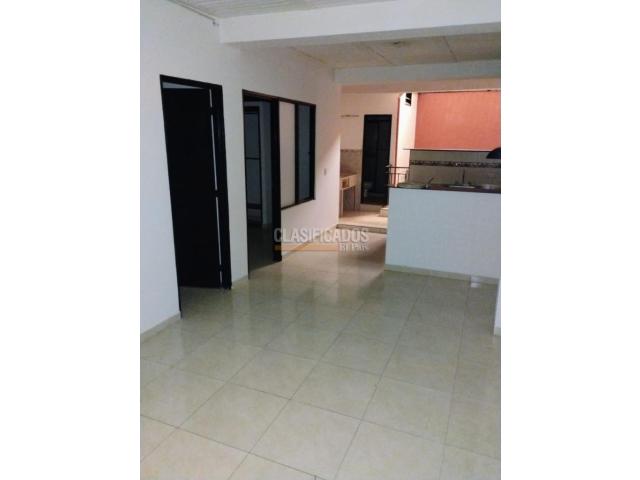 Apartamentos, Alquiler en Cristóbal Colón