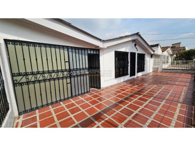 Casas, Alquiler en Vipasa