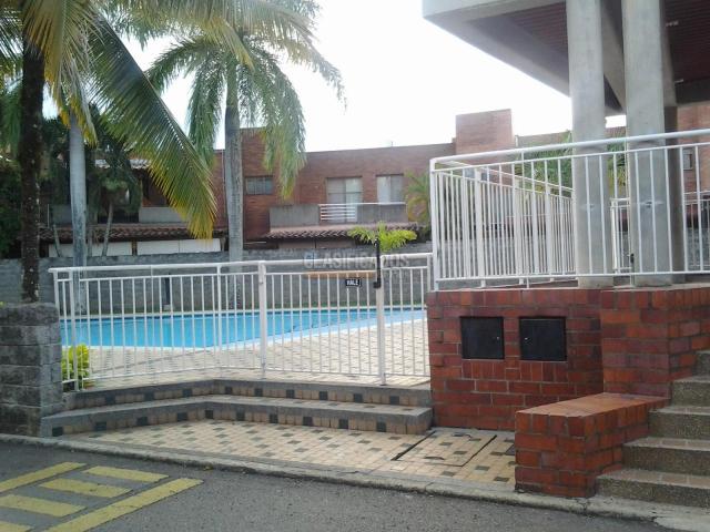 Casas, Venta en Ciudad Jardín