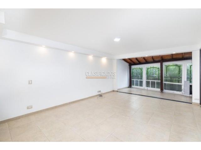 Casas, Venta en Ciudad Jardín