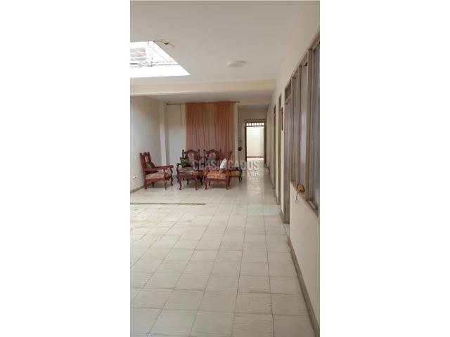 Casas, Alquiler en Junín