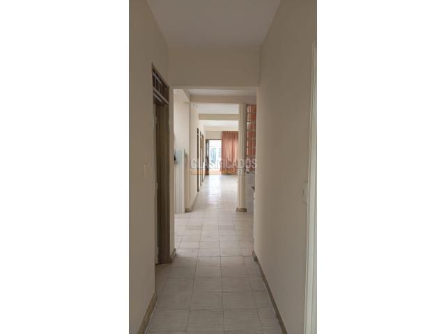 Casas, Alquiler en Junín