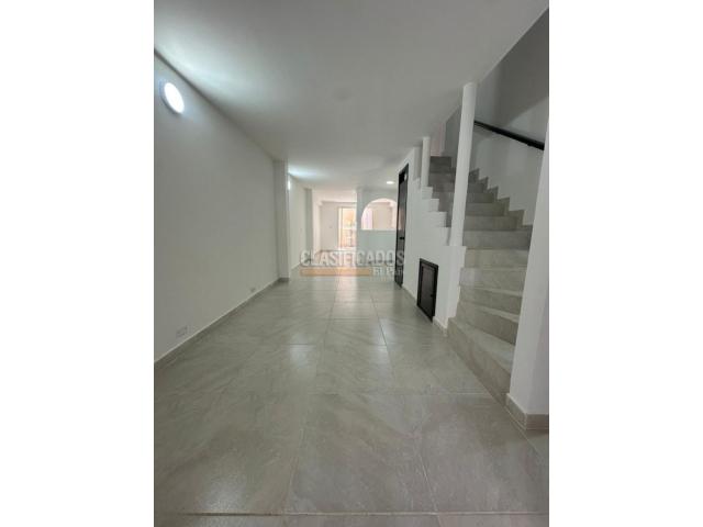 Casas, Venta en Calicanto