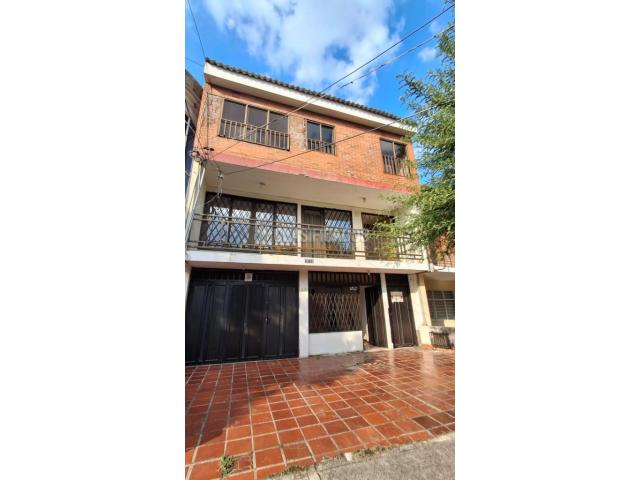 Casas, Venta en Primero de Mayo