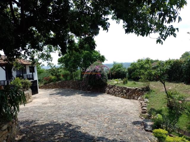 Casas, Alquiler en Giron