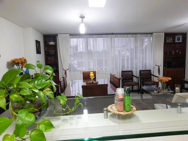 Apartamentos, Venta en La Flora