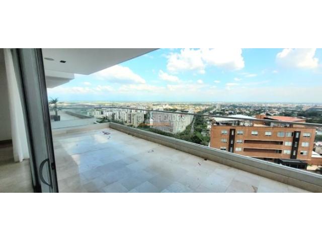 Apartamentos, Alquiler en Altos Menga