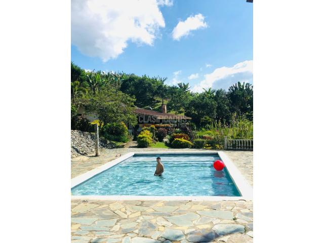 Fincas y Casas Campestres, Venta en Calima (Darién)