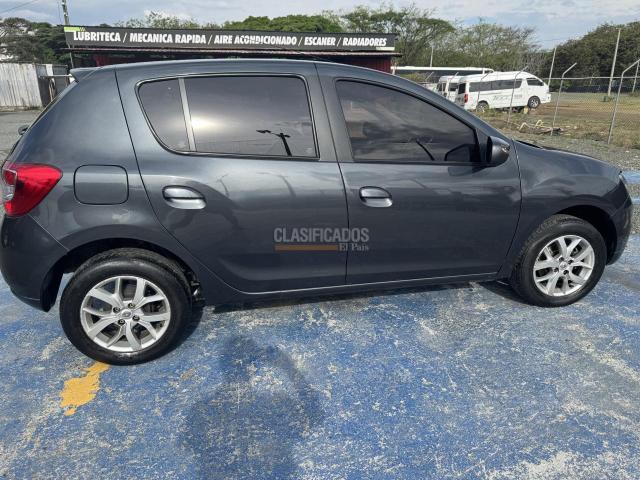 Renault Sandero 2017