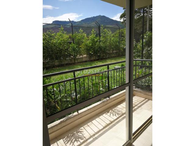 Apartamentos, Venta en Yumbo