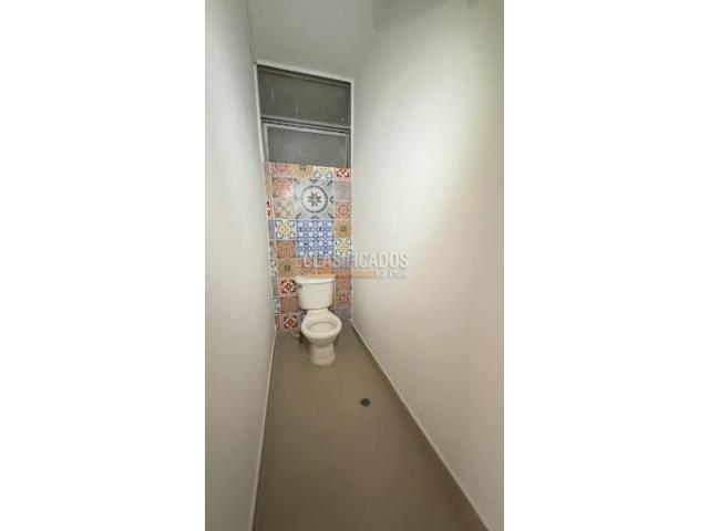 Locales y Bodegas, Alquiler en San Fernando Viejo