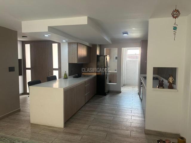 Casas, Venta en La Flora