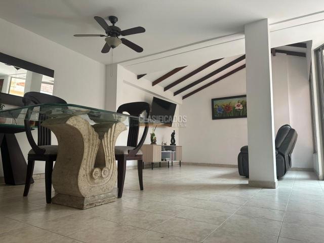 Casas, Venta en La Flora