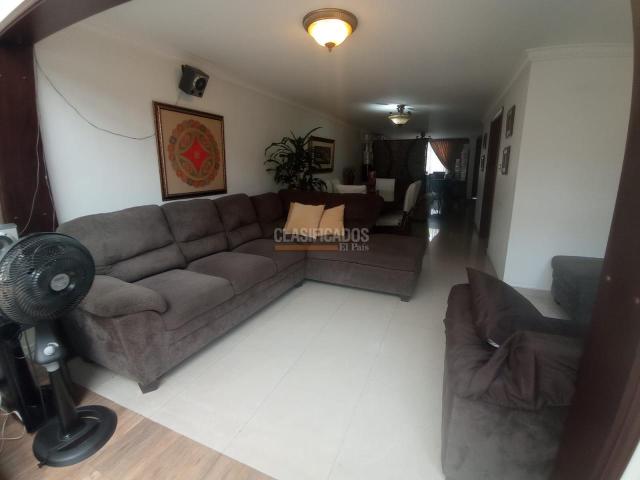 Casas, Venta en Gran Limonar