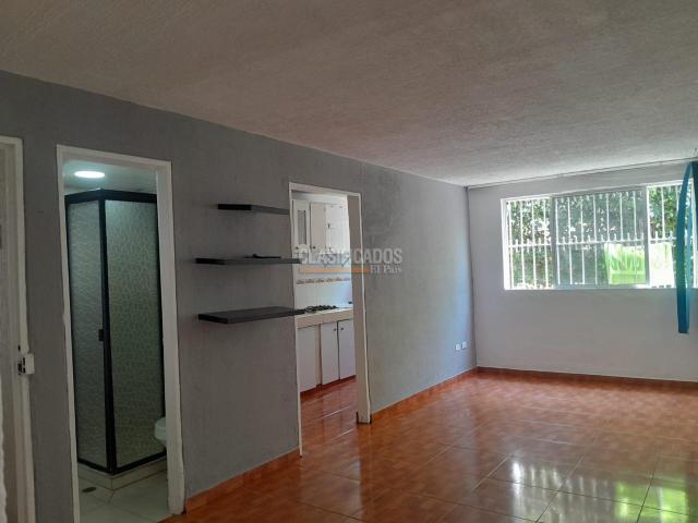 Apartamentos, Venta en Prados de Oriente