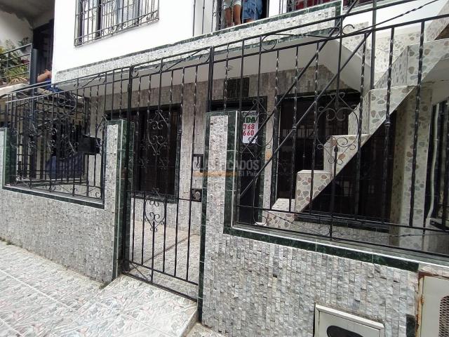 Casas, Venta en Ciudad Córdoba