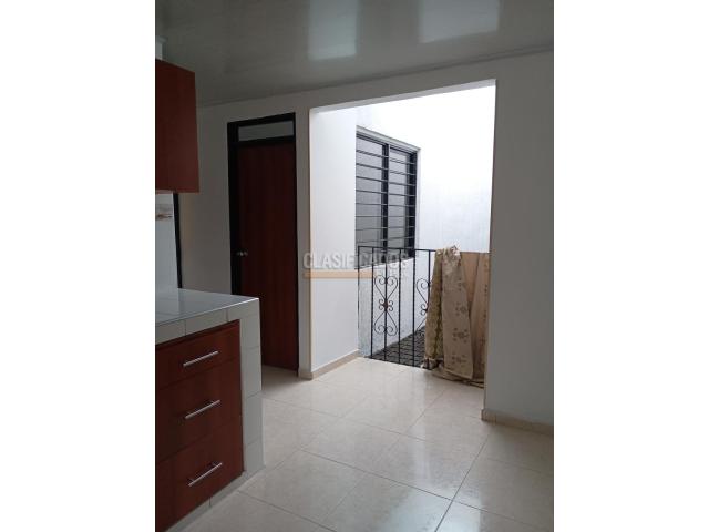 Apartamentos, Alquiler en Alfonso López