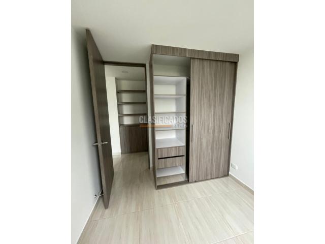 Apartamentos, Alquiler en Ciudad Melendez